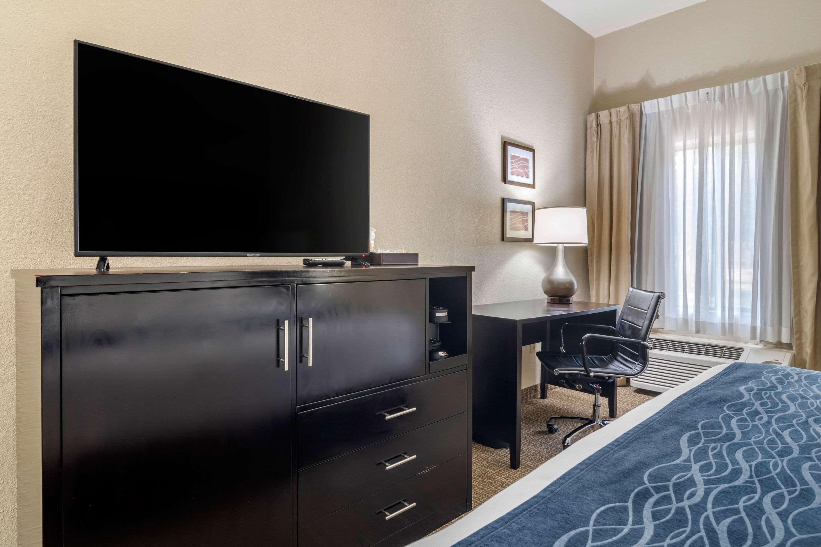 Comfort Inn & Suites Atlanta-Smyrna Zewnętrze zdjęcie
