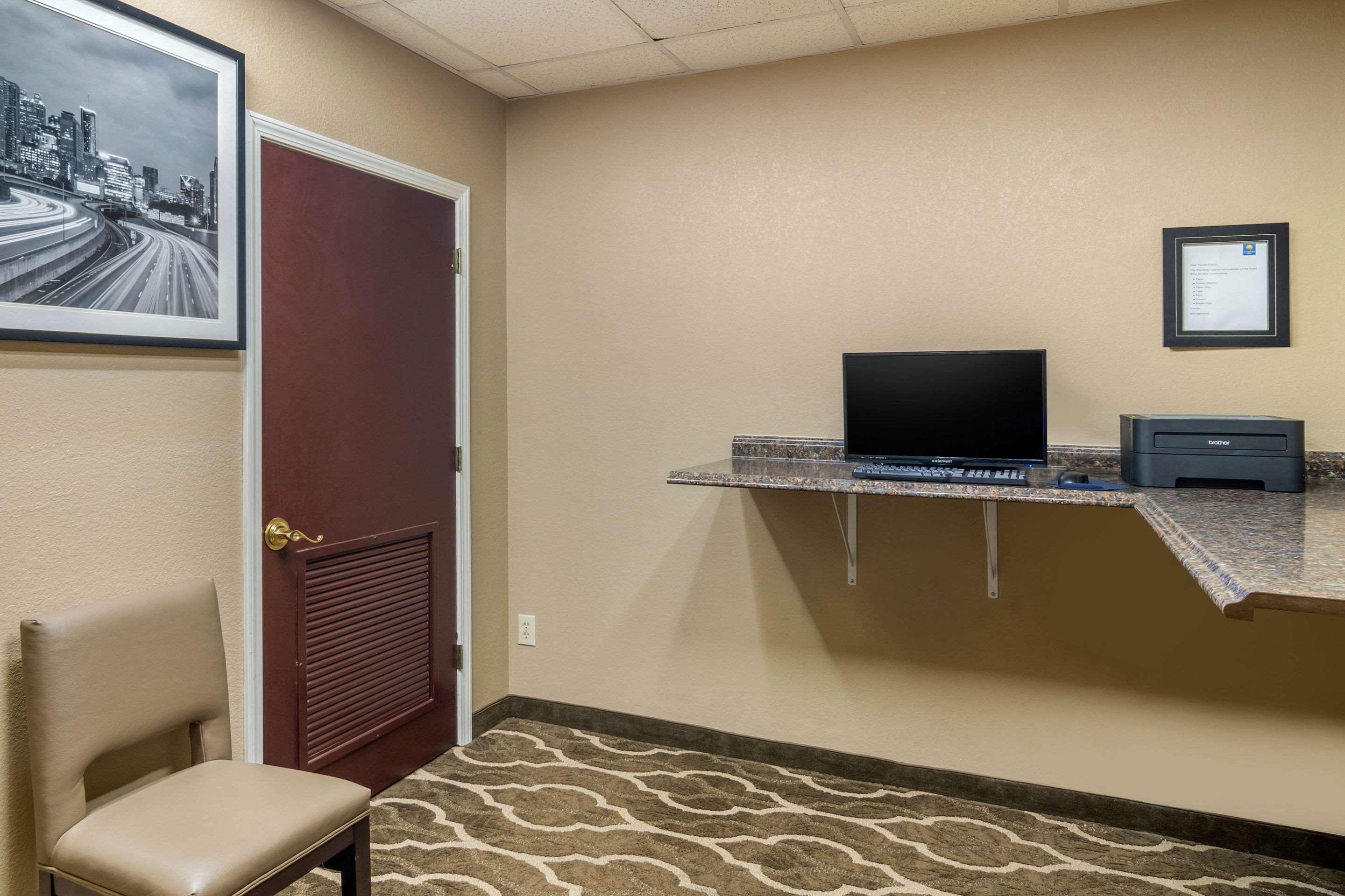 Comfort Inn & Suites Atlanta-Smyrna Zewnętrze zdjęcie