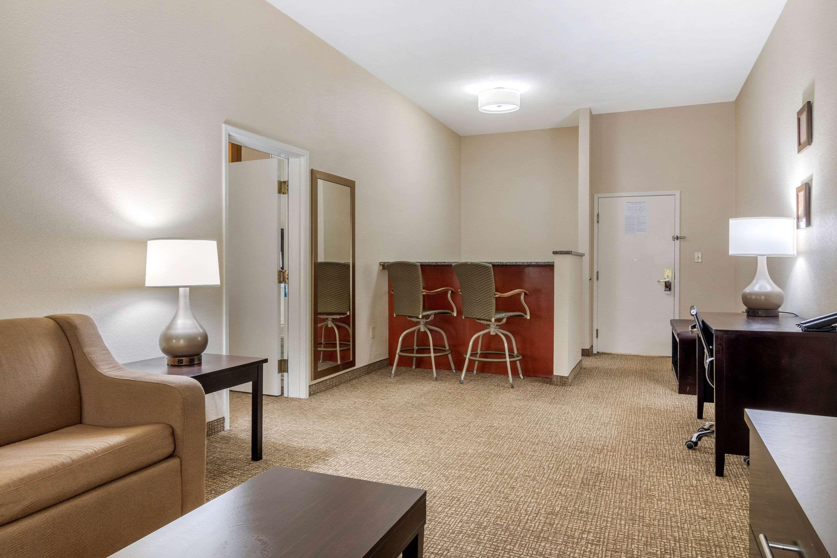 Comfort Inn & Suites Atlanta-Smyrna Zewnętrze zdjęcie